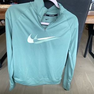 Nike dri-fit running pullover